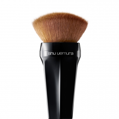 petal 30R bluser brush by shu uemura