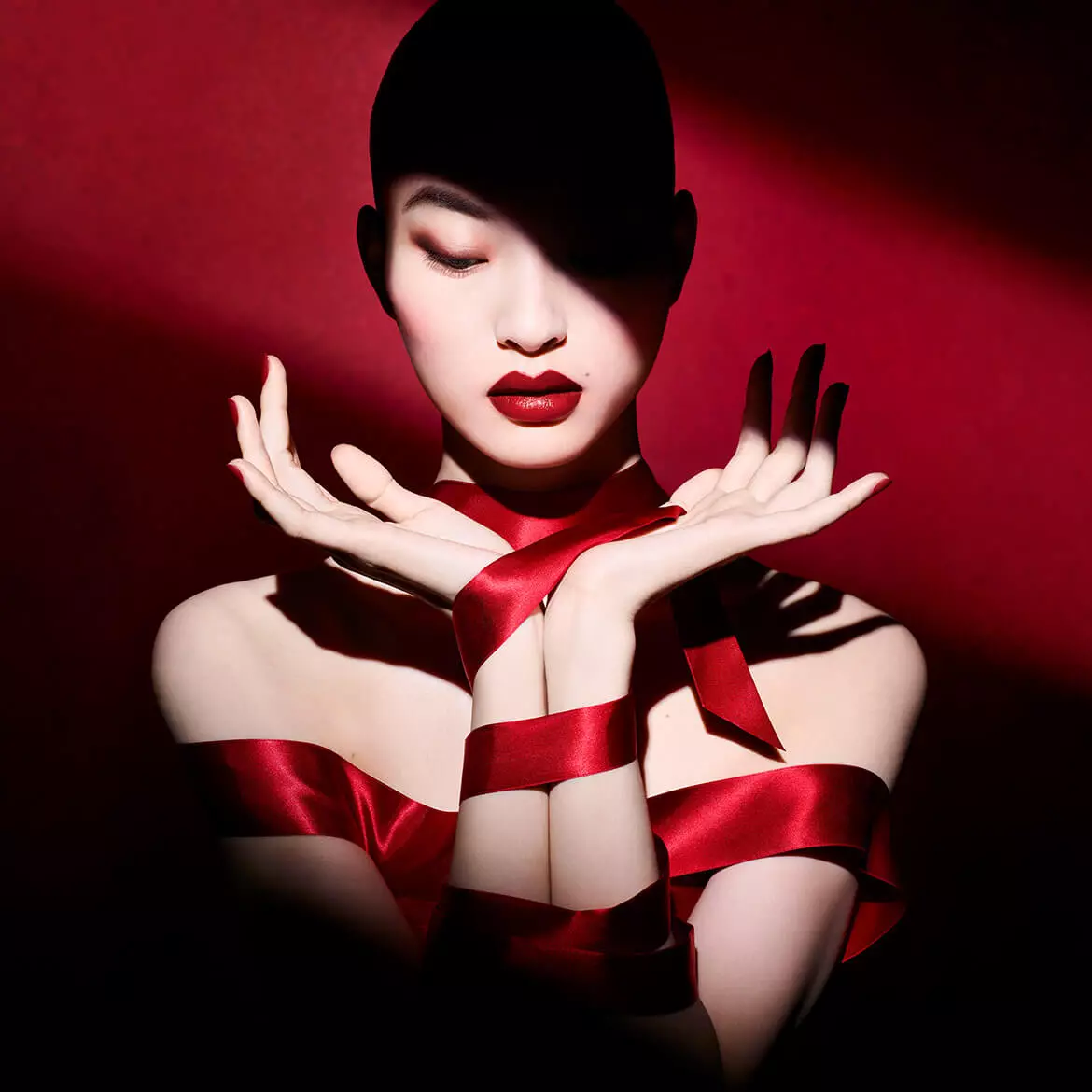 lady with satin background